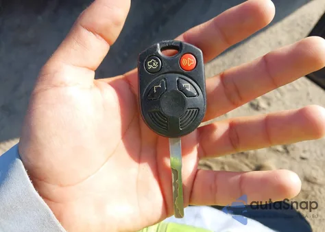 2017 Ford Focus S z USA, uszkodzony, nr VIN 1FADP3E26HL242543